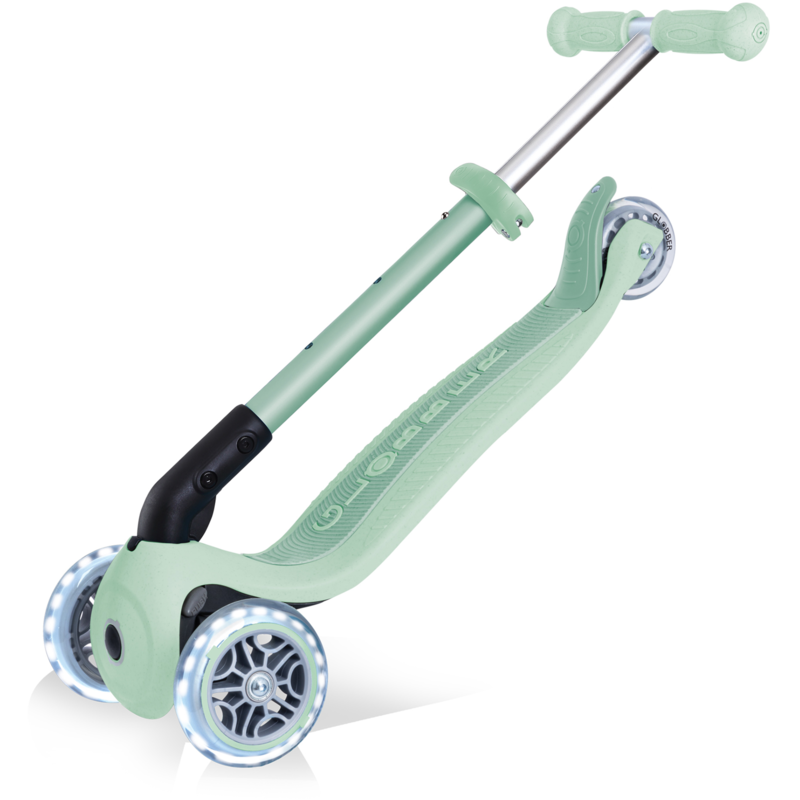 GLOBBER Junior Foldable Lights Eco Scooter, hellgrün