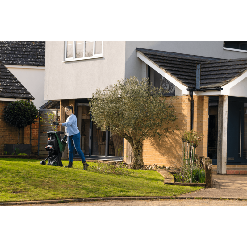 Bosch Heimwerken & Garten Akku-Häcksler UniversalShredder SOLO, 36 Volt