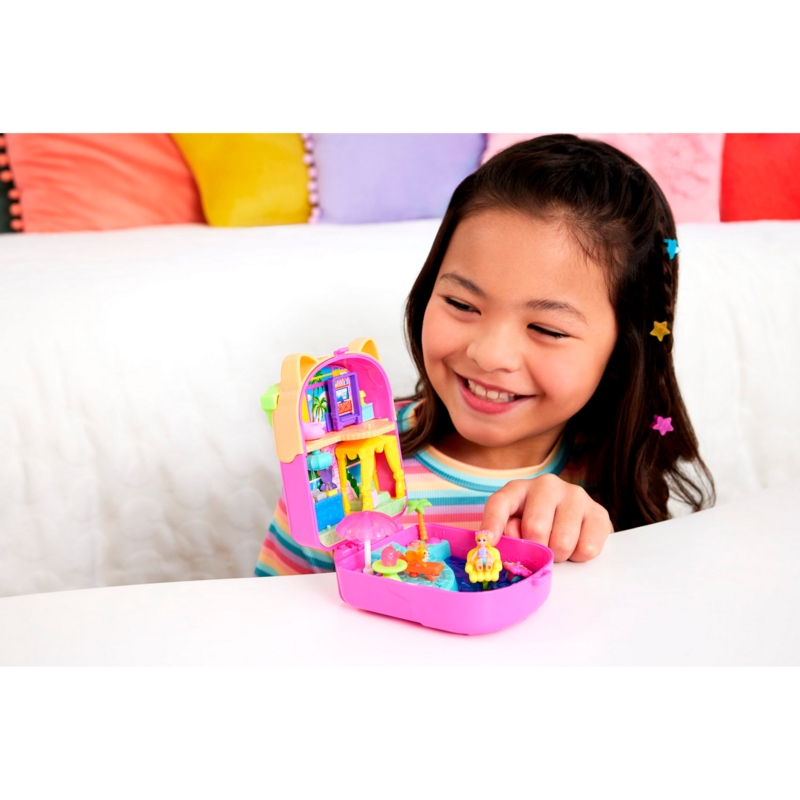 Mattel Polly Pocket Eiskätzchen-Schatulle Spielset mit Minipuppe und Zubehör