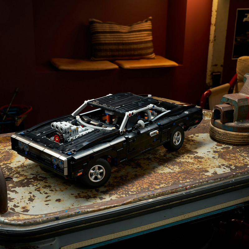 LEGO Technic Fast and Furious Dodge Charger R/T Auto Konstruktionsspielzeug