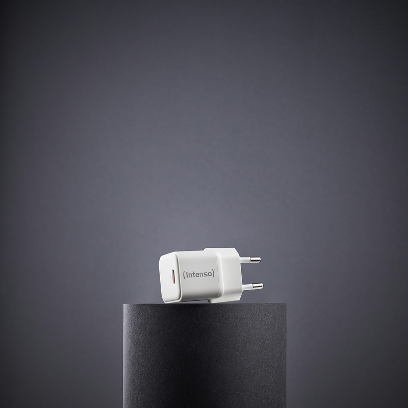 Intenso Power Adapter W30C GaN Ladegerät, weiß, 30 Watt
